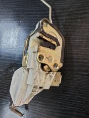 Замок двери передний правый Galant 8 2002 USA 2.4 4G64