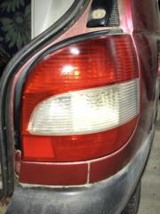 Запчасть задний правый фонарь Renault Scenic 1 1999