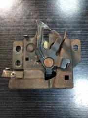 Запчасть замок капота Honda HRV 1999