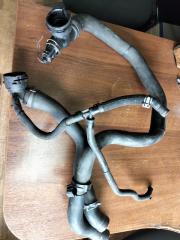 Запчасть патрубок Seat Leon FR 2018 3дв CJSA 5Q0122291BQ Б/У Патрубок Seat Leon FR 2018 3дв CJSA 5Q0122291BQ Б/У