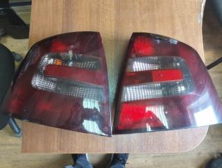 Запчасть фонарь задний левый Skoda Octavia RS 2007 A5 BWA 1Z5945096A Б/У Фонарь задний левый Skoda Octavia RS 2007 A5 BWA 1Z5945096A Б/У