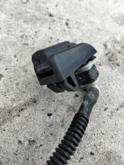 Запчасть форсунка омывателя Skoda Octavia 2017