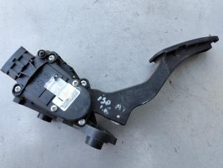 Фото запчасти педаль газа Hyundai i30 2010г Б/У запчасть Запчасть педаль газа Hyundai i30 2010г