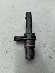 Запчасть датчик распредвала Skoda Octavia 2014