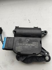 Запчасть моторчик заслонки печки Seat Leon 2012