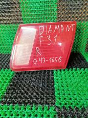 Запчасть вставка между стопов правая MITSUBISHI DIAMANTE