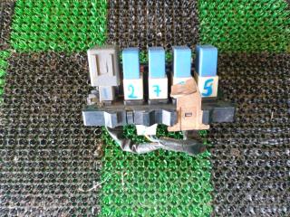 Блок предохранителей NISSAN CARAVAN