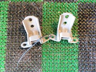 Петля двери передняя правая NISSAN TIIDA