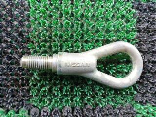 Петля буксировочная NISSAN MARCH