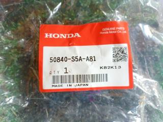 Подушка двигателя передняя HONDA STREAM