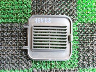 Запчасть обшивка двери багажника правая MITSUBISHI CHARIOT 1995