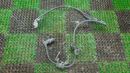 Датчик ABS передний левый KLUGER MCU25W 1MZ-FE