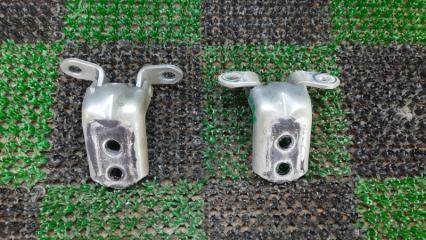 Петля двери передняя правая NISSAN QASHQAI 2015