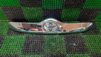 Запчасть накладка двери багажника TOYOTA RACTIS NCP100 7680152170 контрактная Накладка двери багажника TOYOTA RACTIS NCP100 7680152170 контрактная