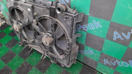 Радиатор охлаждения двигателя NISSAN R'nessa