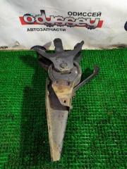 Крепление кабины заднее правое ISUZU ELF 1996