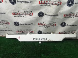 Запчасть решетка радиатора ISUZU FARGO 1991