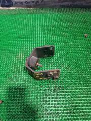 Фото запчасти подушка кпп левая MAZDA TITAN 1990 контрактная запчасть Запчасть подушка кпп левая MAZDA TITAN 1990