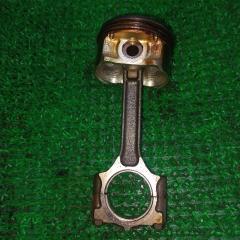 Поршень NISSAN JUKE 2011