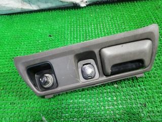 Запчасть пепельница TOYOTA LAND CRUISER 1998