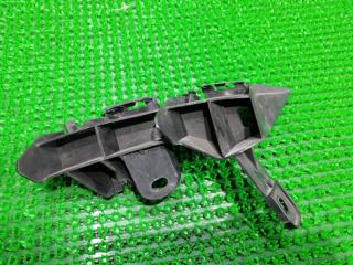 Запчасть крепление бампера заднее правое LEXUS IS300H 2013