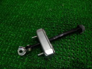 Ограничитель двери передний правый TOYOTA HARRIER 2020 контрактная Ограничитель двери передний правый TOYOTA HARRIER 2020