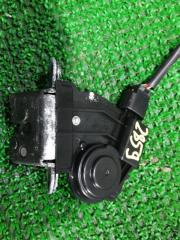 Замок 5-й двери. TOYOTA AVENSIS 2011.07