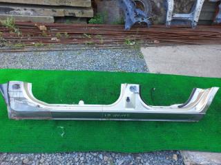 Порог кузова левый NISSAN SAFARI 1997