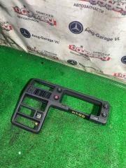 Консоль панели приборов ISUZU BIGHORN 1994