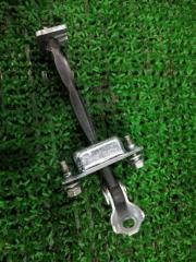 Ограничитель двери задний левый TOYOTA YARIS 2021 контрактная Ограничитель двери задний левый TOYOTA YARIS 2021