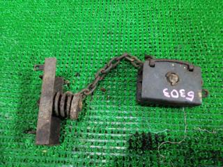 Крепление запасного колеса TOYOTA DYNA 1999