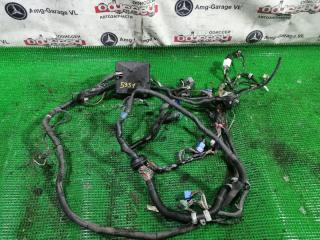 Коса под капот ISUZU WIZARD 1999