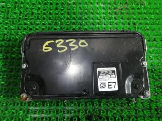 Блок efi TOYOTA PRIUS 2016