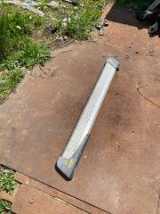 Подножка правая