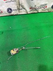 Замок двери передний левый MAZDA TITAN 1989