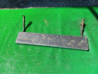 Подножка задняя NISSAN TERRANO 1991