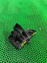 Крепление бампера заднее левое SUBARU FORESTER 2019