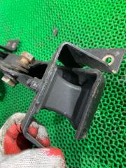 Подушка кпп MITSUBISHI CANTER FE50EB 4M51 Подушка кпп MITSUBISHI CANTER FE50EB 4M51