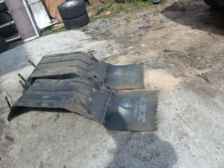 Брызговики комплект задние ISUZU ELF 2003