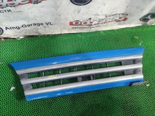 Решетка радиатора ISUZU ELF 2001