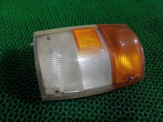 Фото запчасти габарит передний правый ISUZU ELF 2001 контрактная запчасть Запчасть габарит передний правый ISUZU ELF 2001