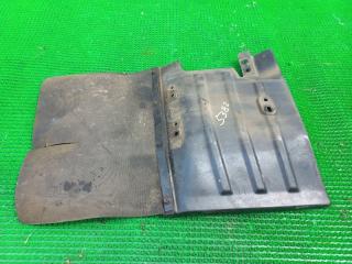 Брызговик передний правый ISUZU ELF 2003 контрактная Брызговик передний правый ISUZU ELF 2003