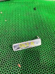 Ручка двери передняя левая NISSAN ATLAS 1991