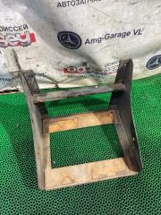 Крепление аккумулятора NISSAN ATLAS 1994