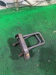 Стремянка рессоры контрактная Стремянка рессоры