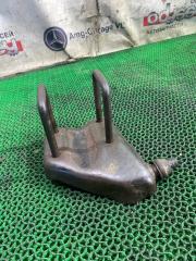 Стремянка рессоры задняя NISSAN ATLAS 1991 контрактная Стремянка рессоры задняя NISSAN ATLAS 1991