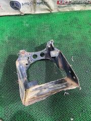 Крепление аккумулятора