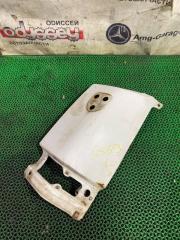 Щечка передняя левая NISSAN ATLAS 1991