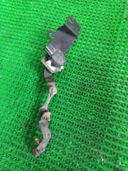 Датчик высоты дорожного просвета задний TOYOTA HARRIER 2014