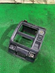 Консоль магнитофона TOYOTA LAND CRUISER PRADO 1999